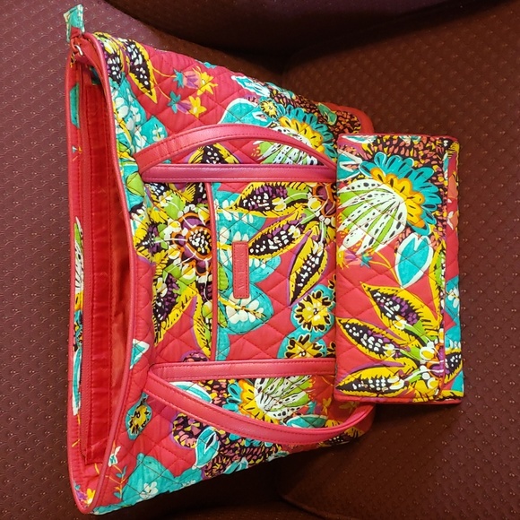 Vera Bradley Bags Nwot Vera Bradley Quilted Tote Bag With Matching